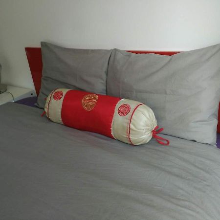 Stylish Flat, 2 Bathrooms And Swimming Pool, Next To The Beach! Sant Adria de Besos Luaran gambar