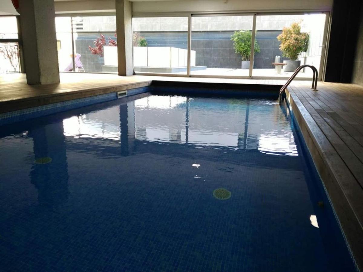 Stylish Flat, 2 Bathrooms And Swimming Pool, Next To The Beach! Sant Adria de Besos Luaran gambar
