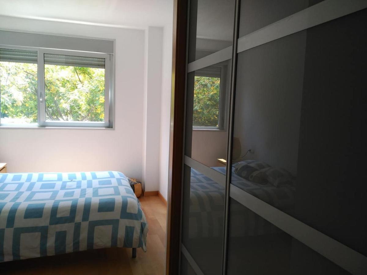 Stylish Flat, 2 Bathrooms And Swimming Pool, Next To The Beach! Sant Adria de Besos Luaran gambar