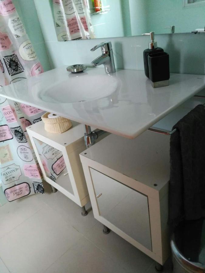 Stylish Flat, 2 Bathrooms And Swimming Pool, Next To The Beach! Sant Adria de Besos Luaran gambar